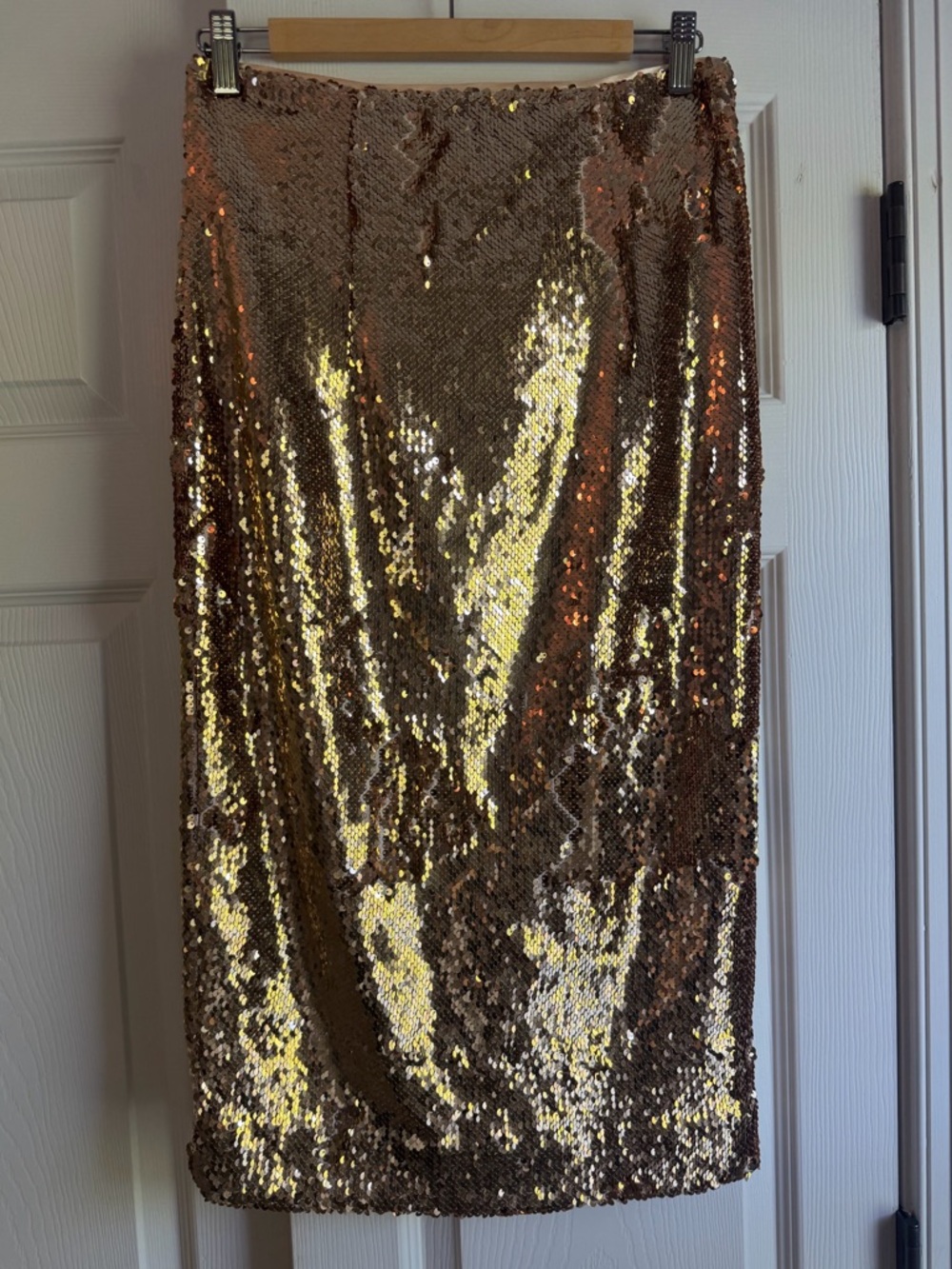 MILLY Gold Sequin Pencil Skirt - Elegant Evening Skirt